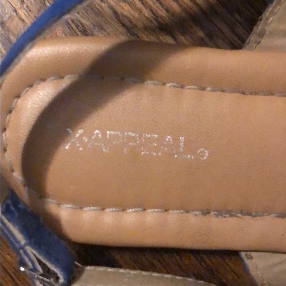 Sandals - Picture 3 of 3
